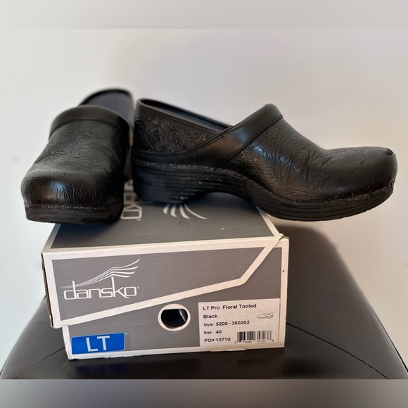 Dansko LT Pro clog - Picture 1 of 4